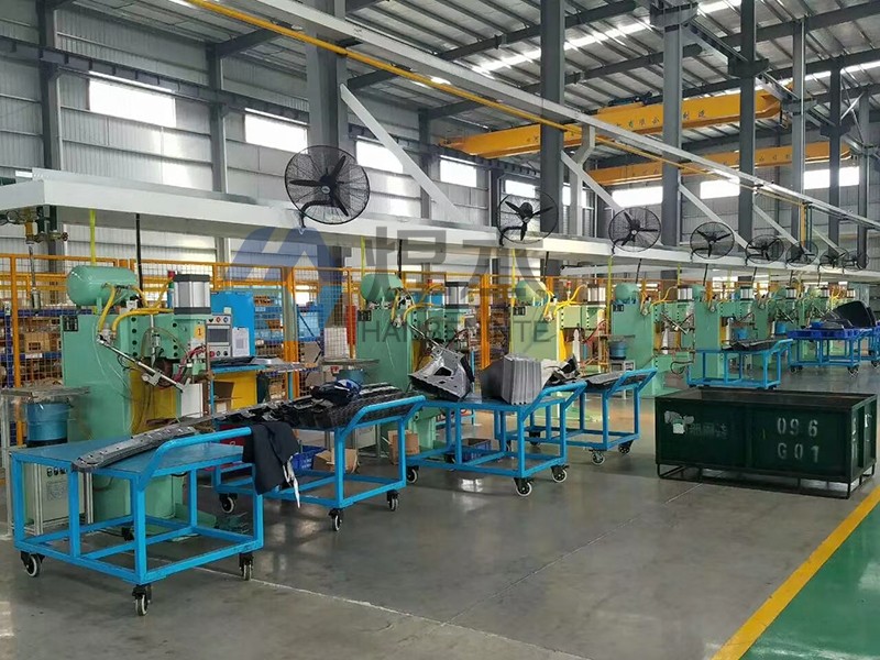 焊本點焊機螺母機在一汽大眾配件工廠 焊本點焊機螺母機在一汽大眾配件工廠