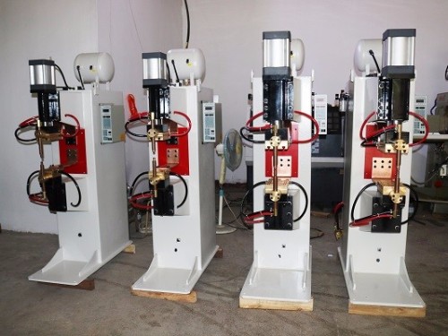 北汽新能源選擇青島焊本點焊機(jī)