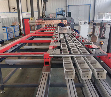 板式換熱器自動龍門點焊機 板式換熱器自動龍門點焊機