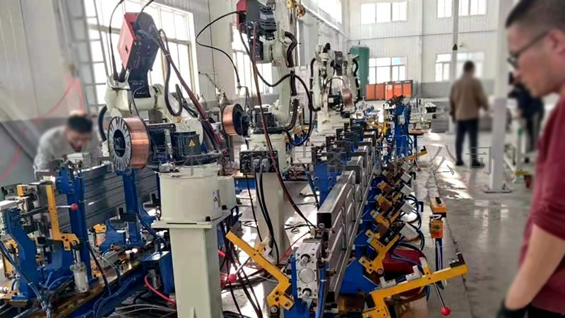 五菱車廂板成型